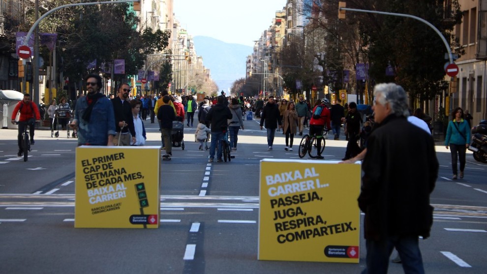 Autofreie Strassen am Wochenende, Barcelona, Fussgänger, Umweltschutz, Obrim Carrers, 